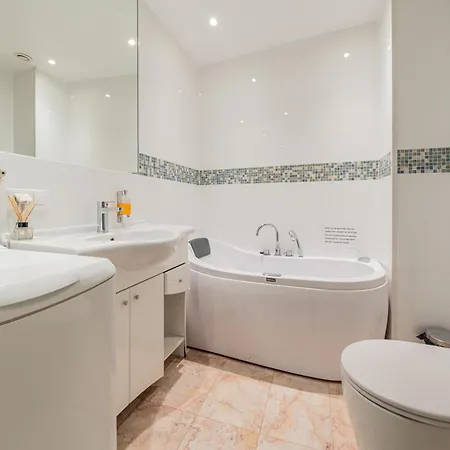 Yoga City Center Apartment
